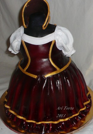  Díszmagyar palotás táncruha Torta